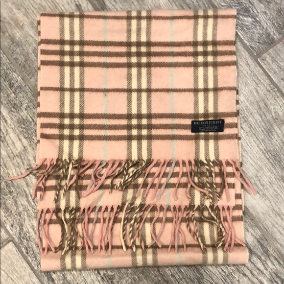 Cashmere Burberry Scarf - Picture 3 of 6